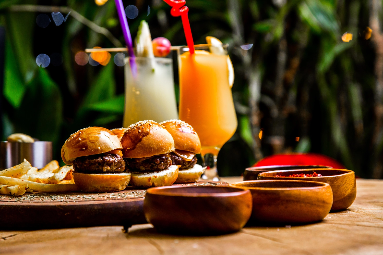 mini-burgers-french-fries-spices-cocktails-side-view mini-burgers-french-fries-spices-cocktails-side-view